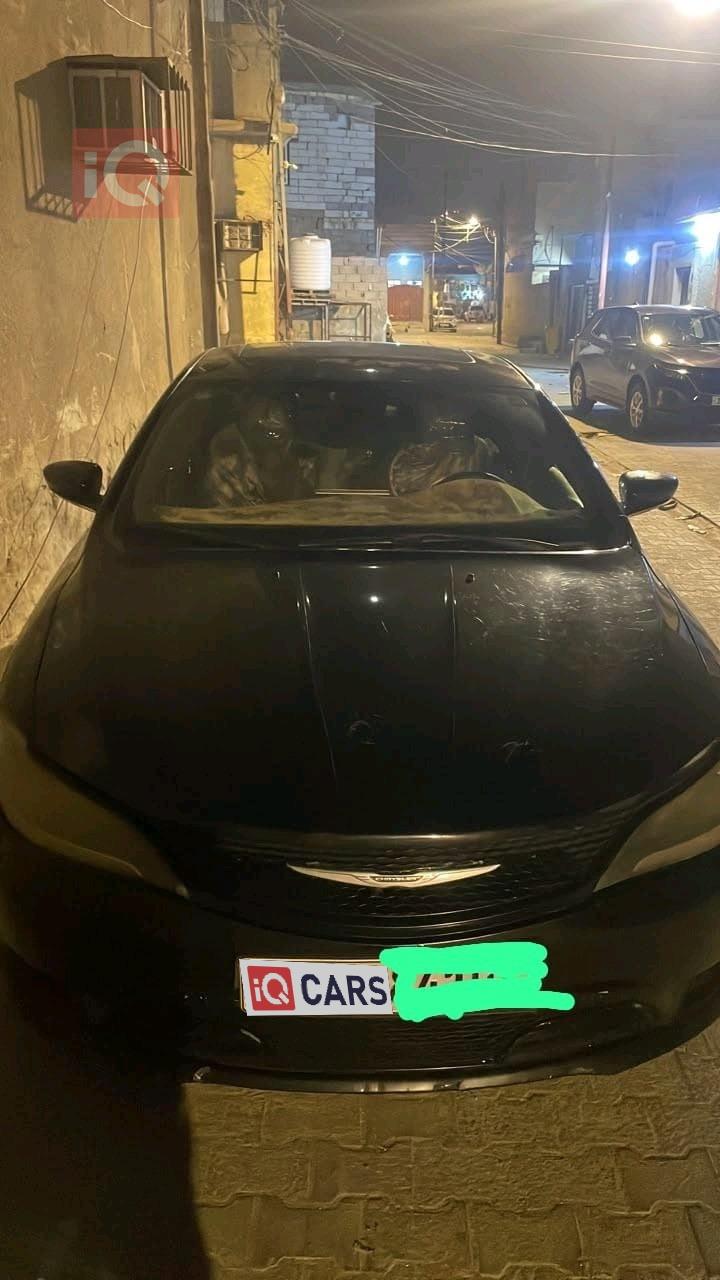 Chrysler 200
